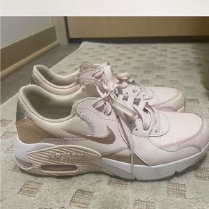 Size 8 Women’s pink and tan/brown Nike Air Force Max’s